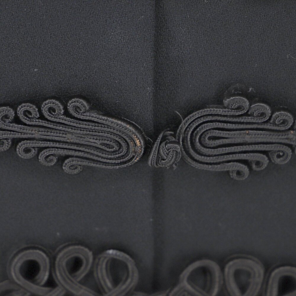 VINTAGE ALBERTO MAKALI 100% Wool Black Vest Waistcoat Top Decorative Buttons - Picture 6 of 8